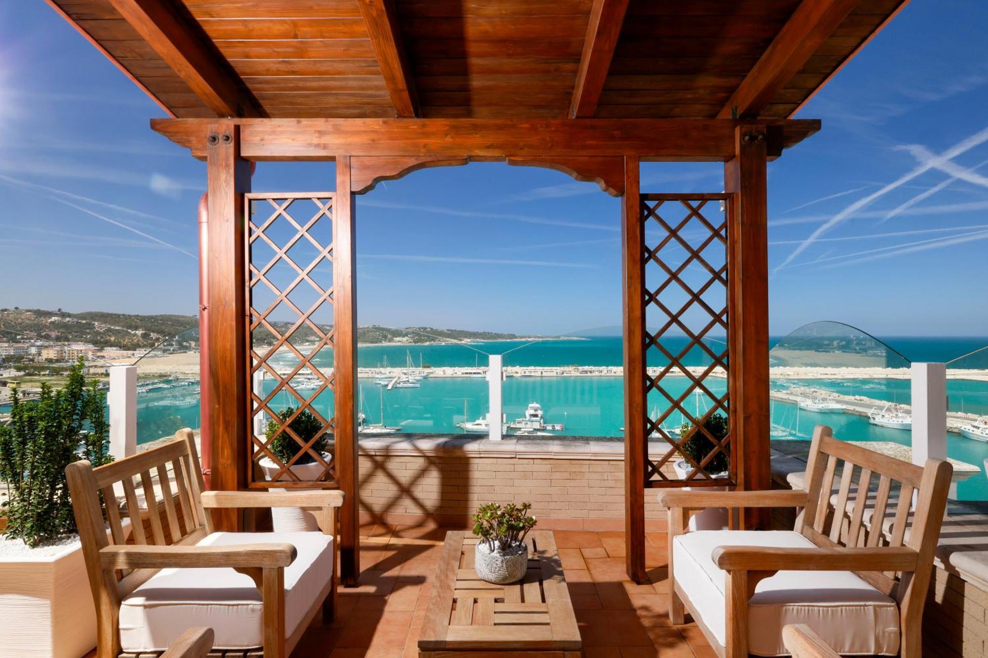 L'Attico Sul Mare - Exclusive Penthouse, Vieste Quarto foto